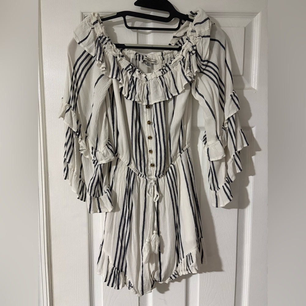 American Eagle Outfitters Blue and White Ruffle Romper